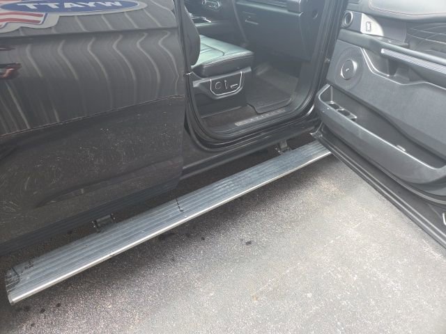 Used 2020 Ford Expedition Platinum AWD/4WD image 40