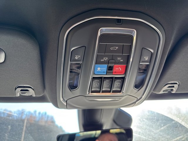 New 2025 Jeep Wagoneer L Series II w/ Convenience Group I image 52