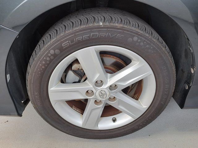 Used 2012 Toyota Camry SE w/ Leather Pkg image 29