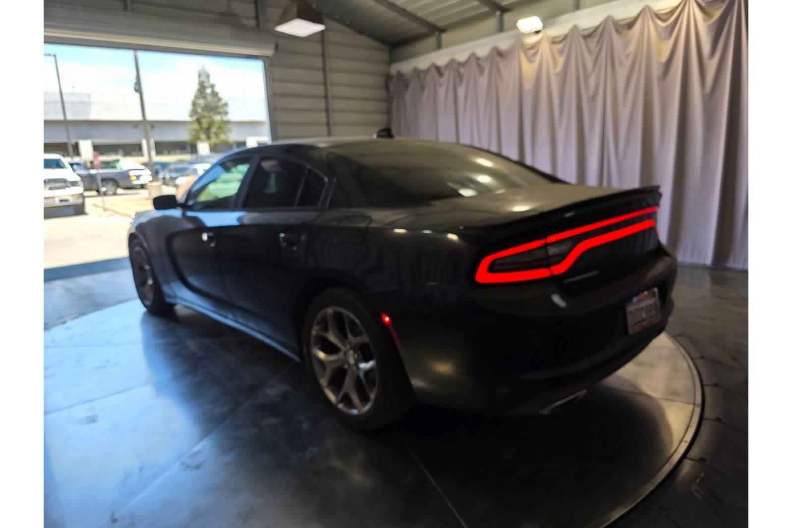 Used 2016 Dodge Charger SXT w/ Rallye Group RWD image 8