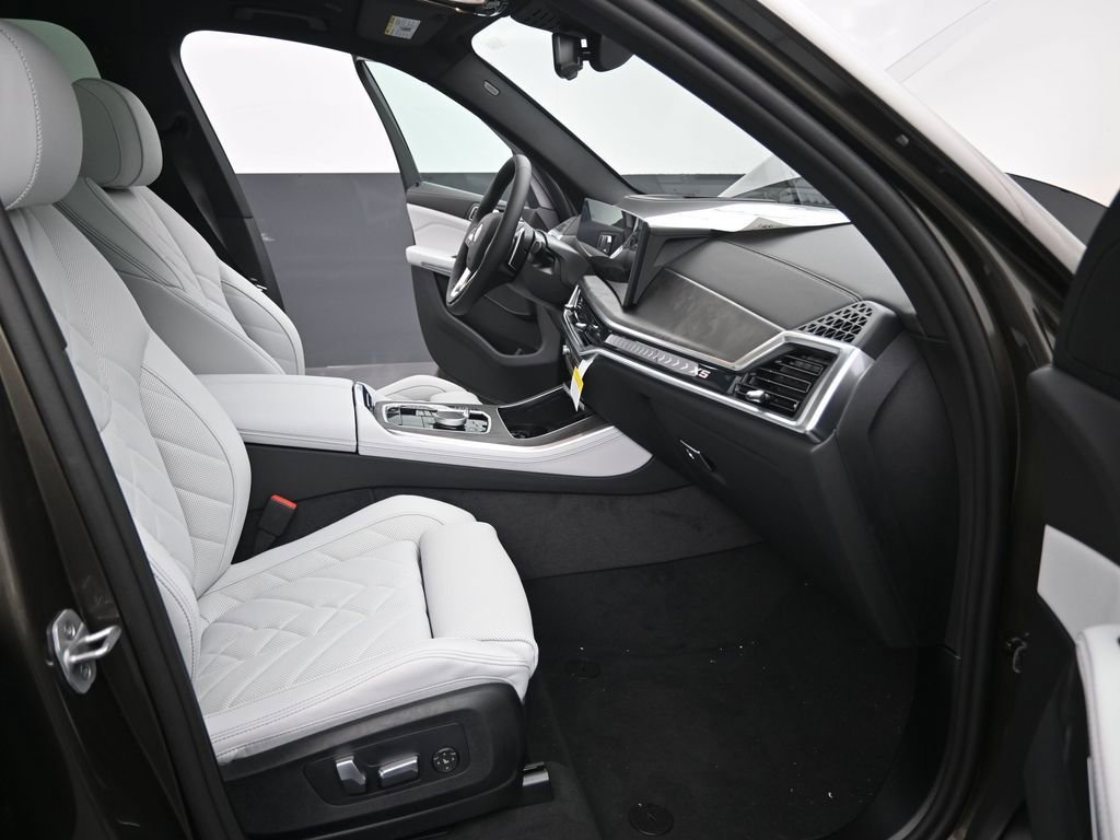 New 2026 BMW X5 sDrive40i RWD image 28