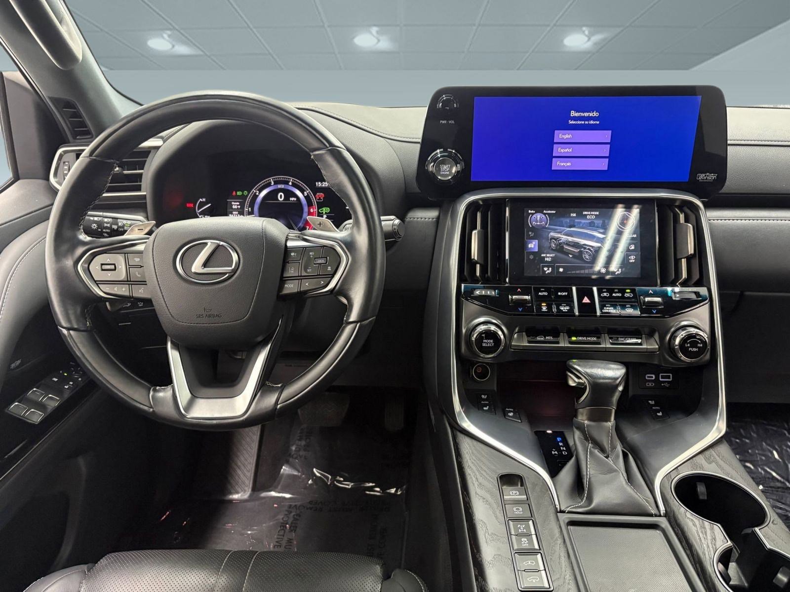 Used 2022 Lexus LX 600 4WD w/ Ultra Luxury Package image 26