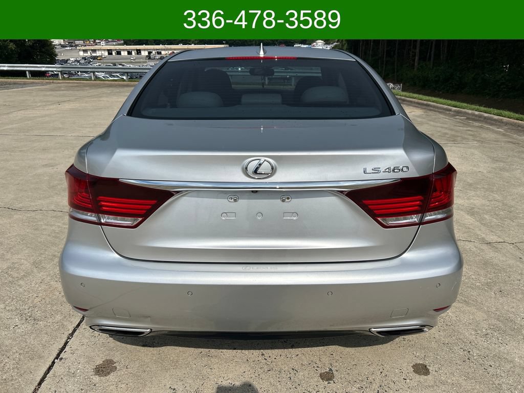 Used 2016 Lexus LS 460 w/ Comfort Package RWD image 4