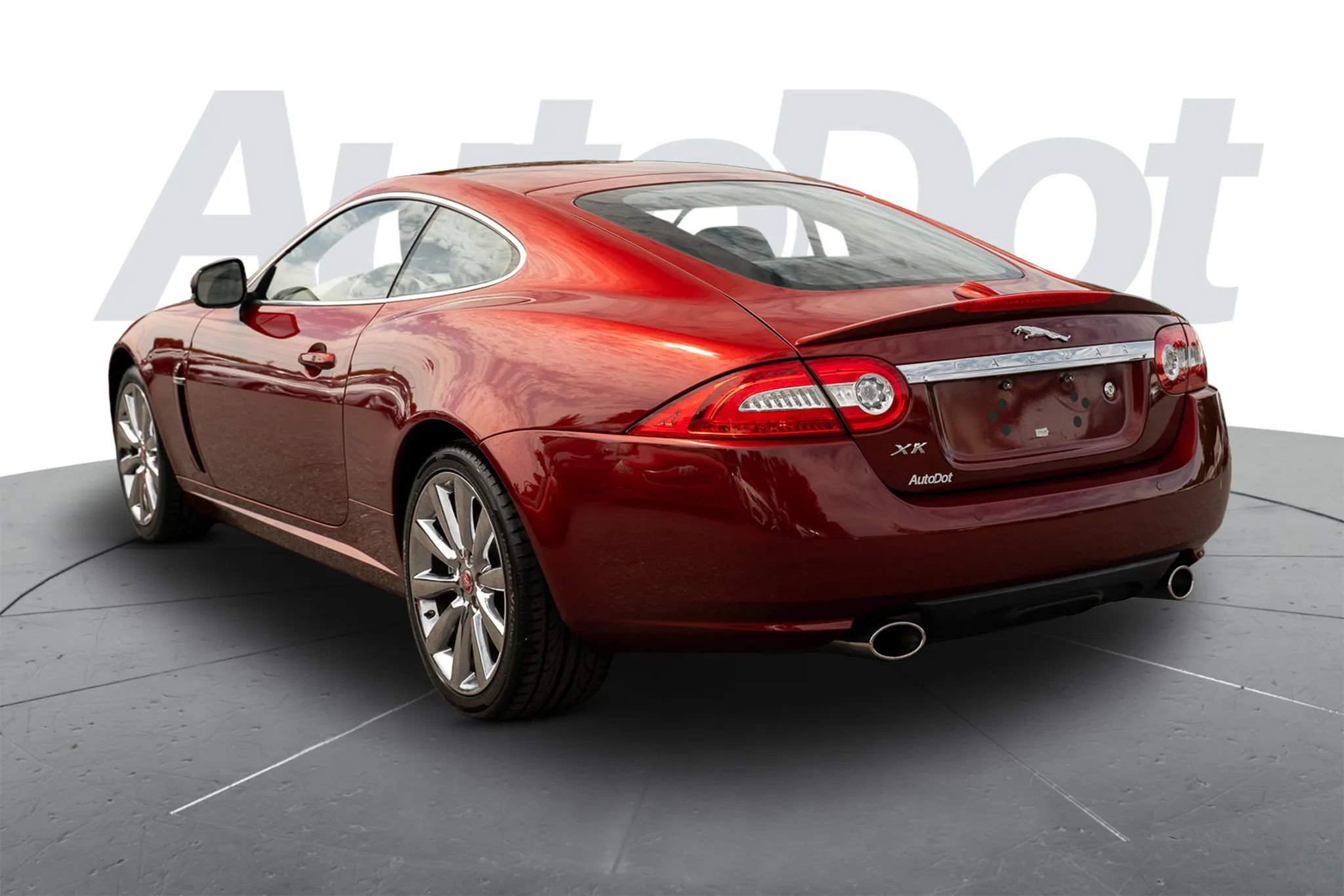 Used 2010 Jaguar XK Coupe RWD image 4