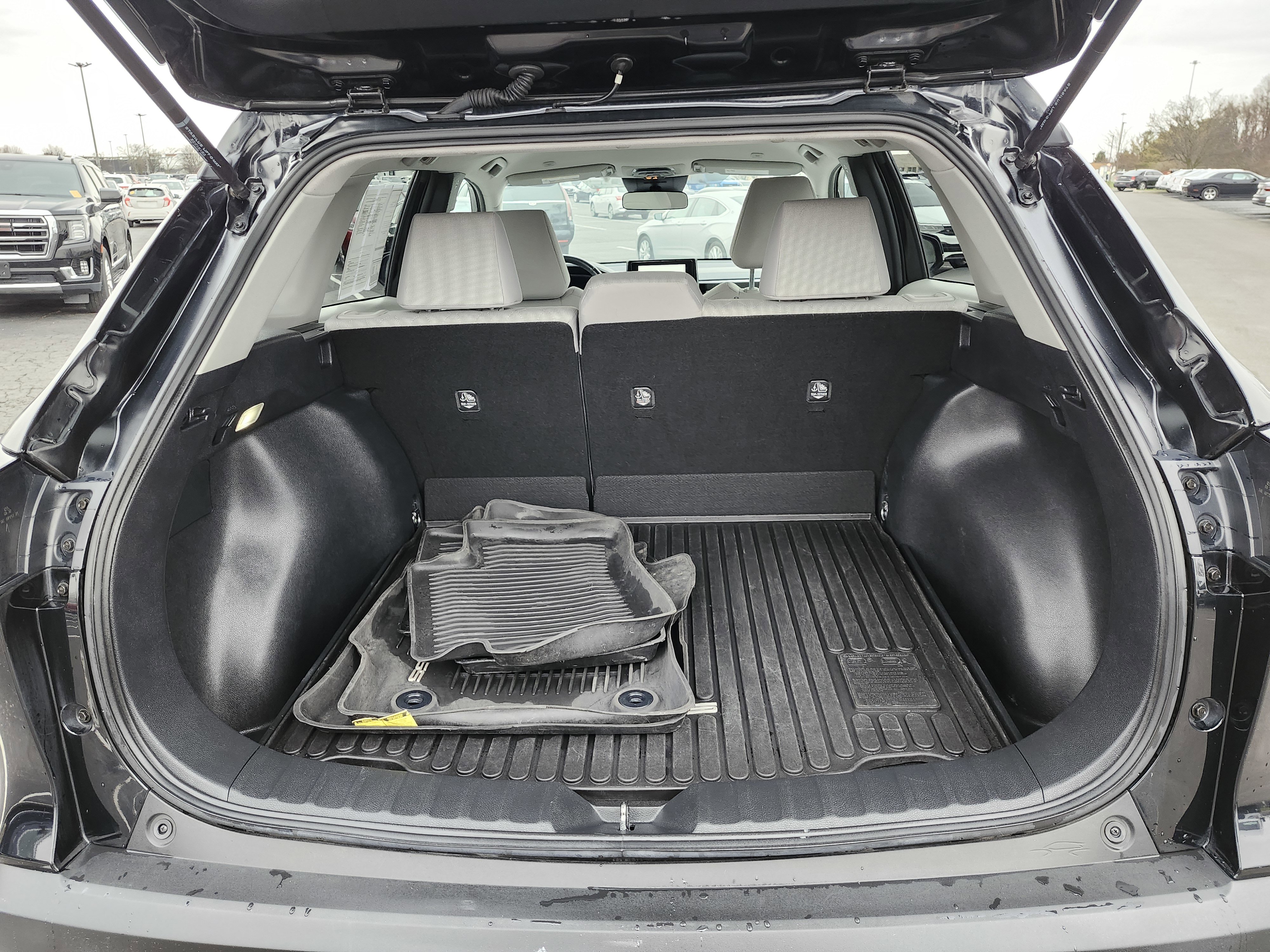 Used 2023 Toyota Corolla Cross LE w/ Black Badges Package (TMS) AWD/4WD image 22