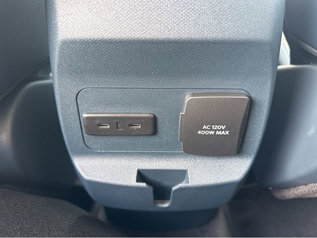 New 2025 Ford Maverick Lariat w/ 4K Tow Package image 18