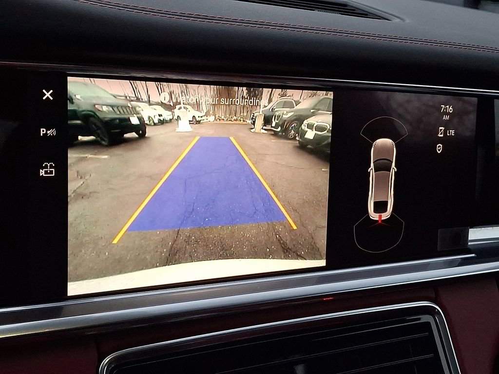 Used 2023 Porsche Panamera 4 w/ Premium Package image 17