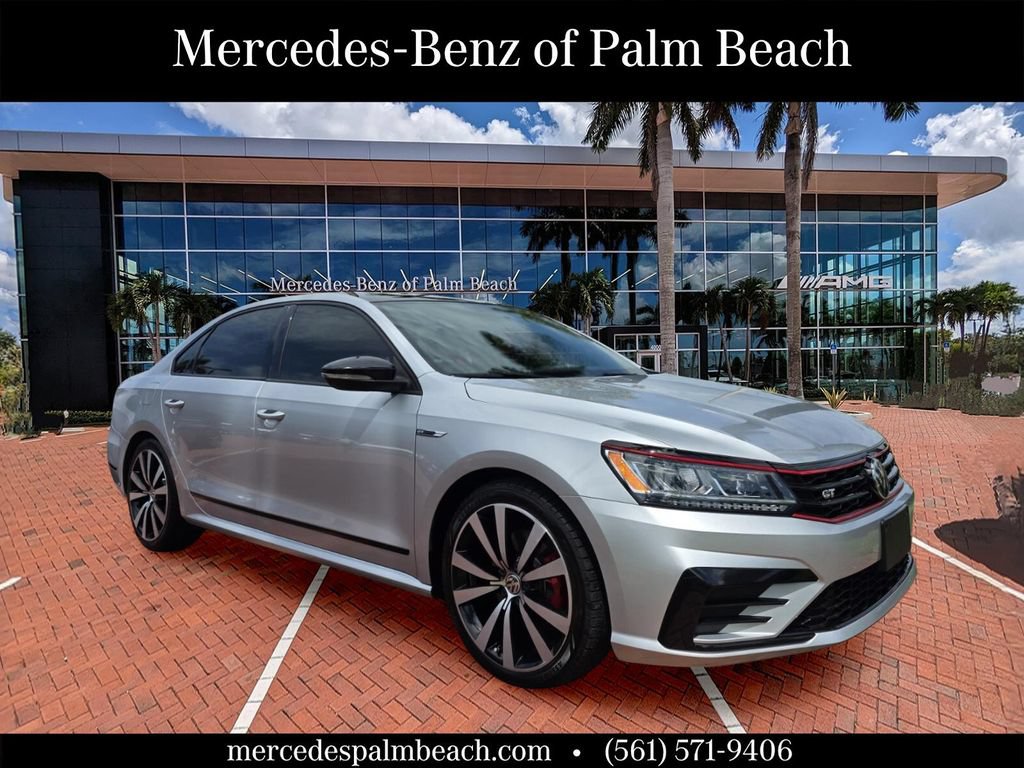 Used 2018 Volkswagen Passat 3.6 FWD video 1