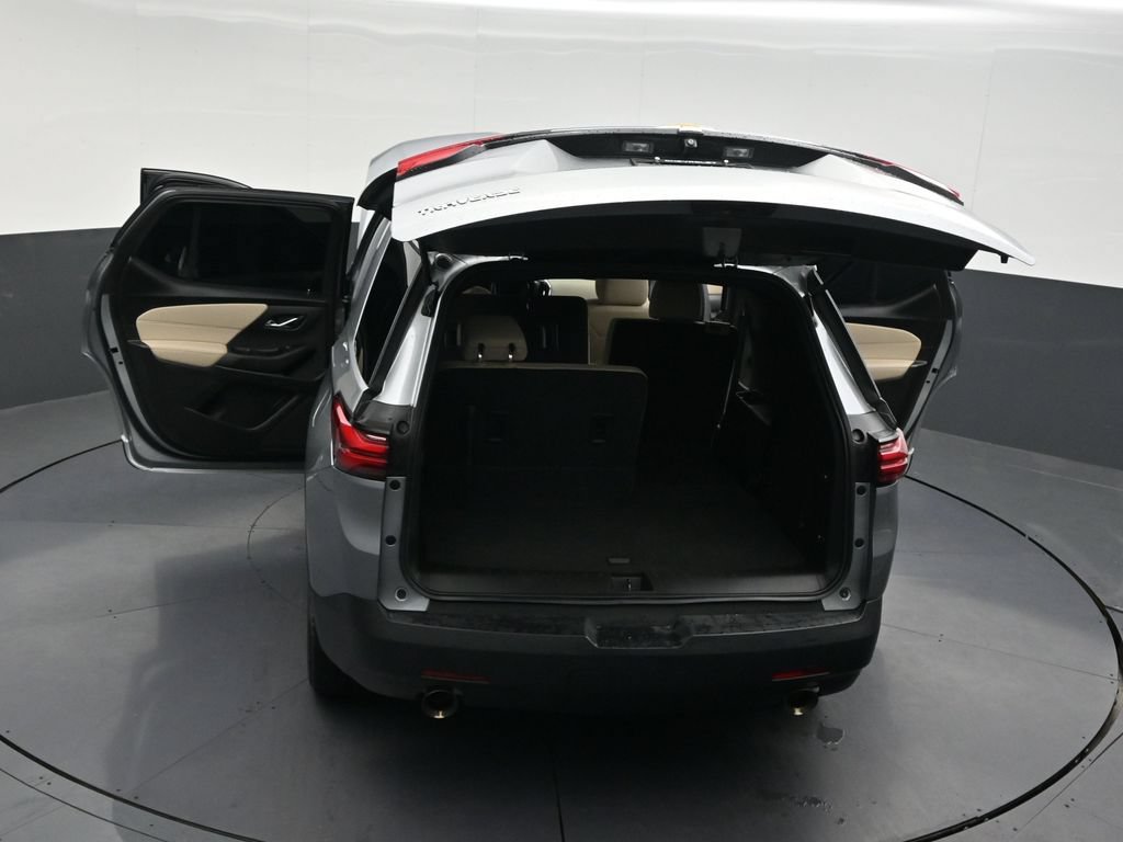 Used 2023 Chevrolet Traverse LS FWD image 36