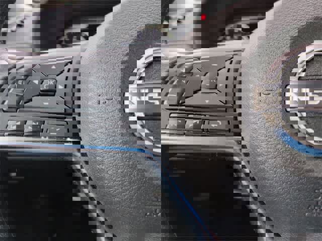 Used 2024 Nissan Sentra SV image 23