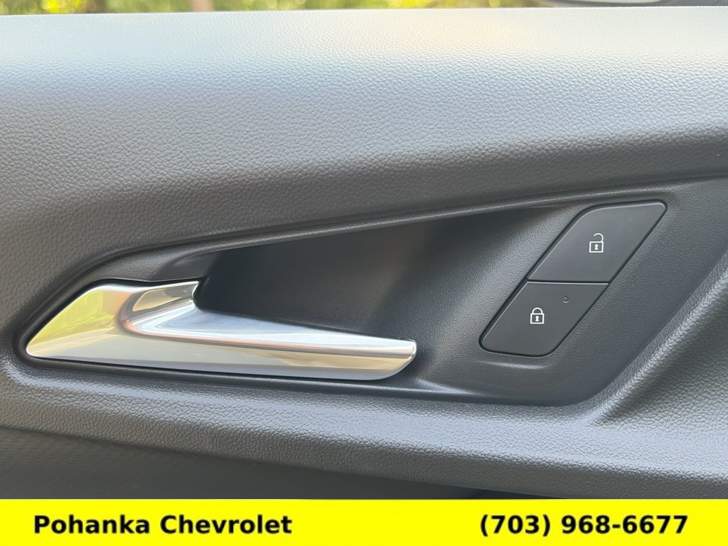 New 2027 Chevrolet Equinox RS w/ LPO, Floor Liner Package AWD/4WD image 19