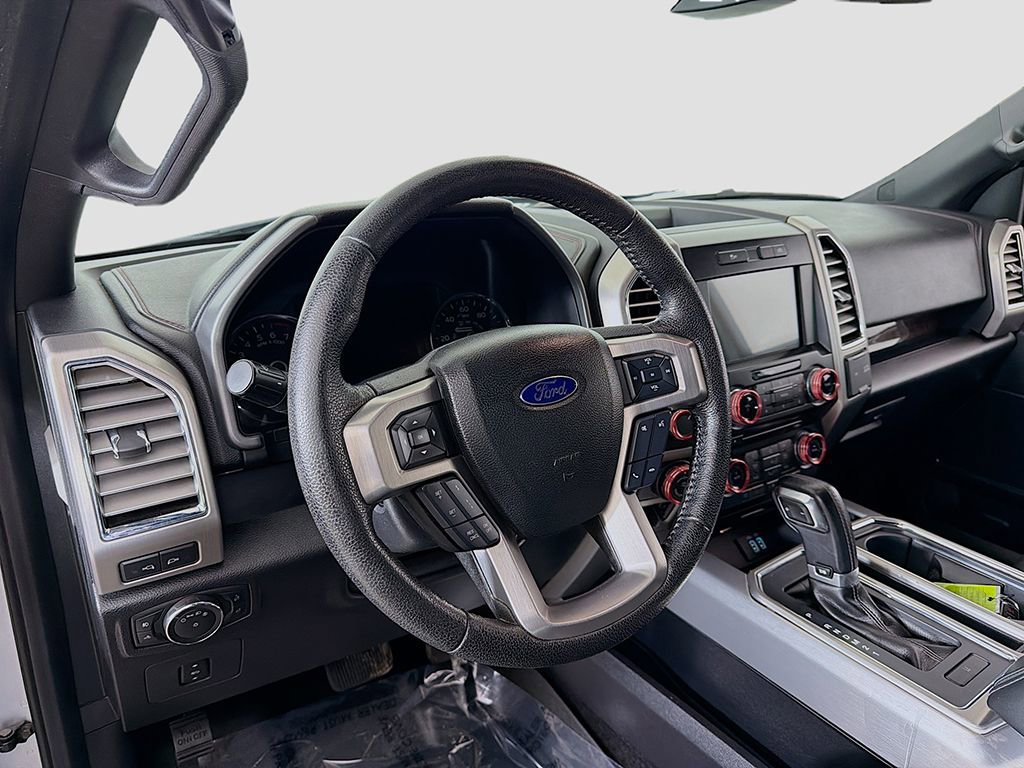 Used 2016 Ford F150 Platinum w/ Equipment Group 701A Luxury image 19