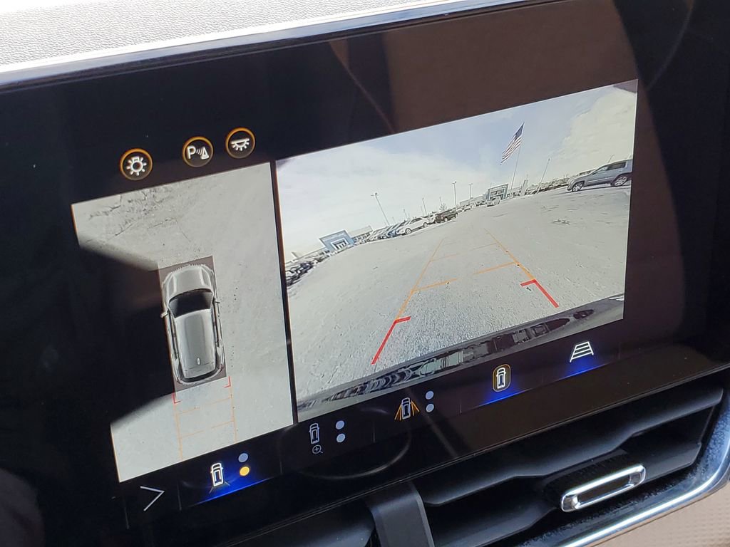 Certified 2025 Chevrolet Equinox ACTIV w/ Safety and Technology Package image 21