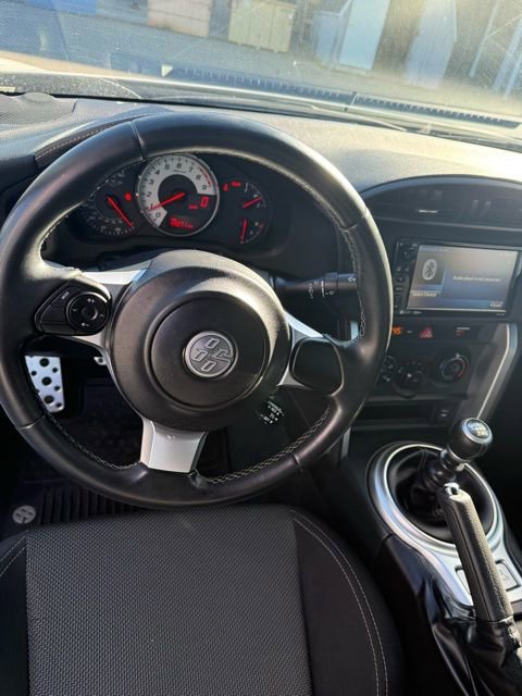 Used 2017 Toyota 86 image 18