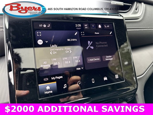 New 2025 Jeep Grand Cherokee Altitude image 22