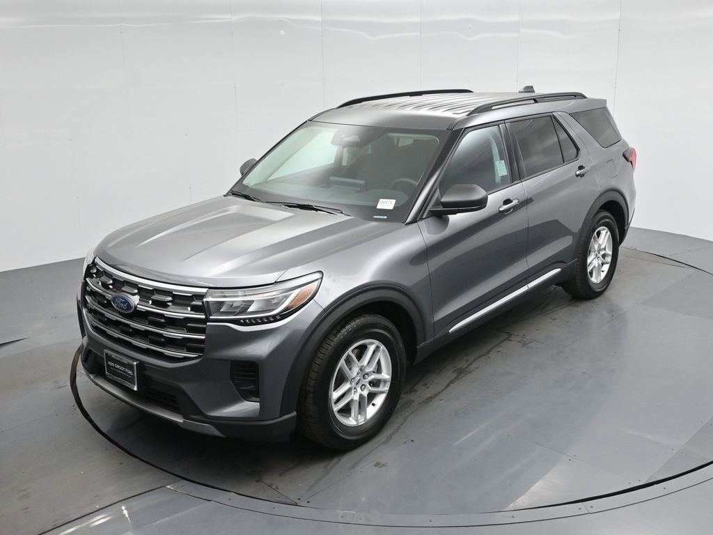 New 2025 Ford Explorer Active image 38