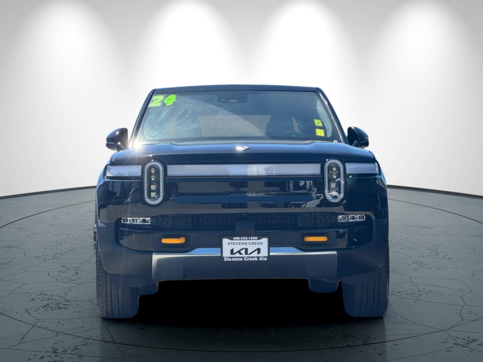 Used 2024 Rivian R1T Adventure Dual AWD/4WD image 9