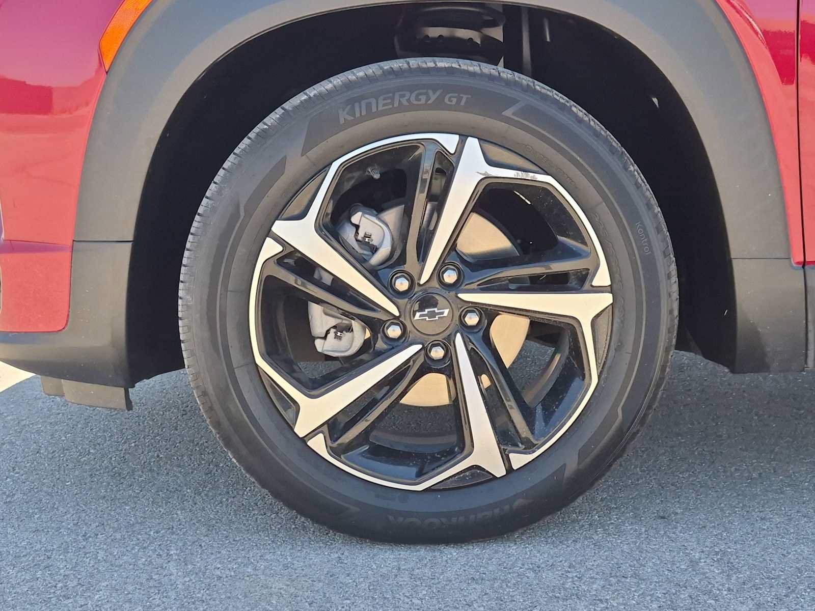 Used 2021 Chevrolet TrailBlazer RS w/ Technology Package FWD image 13