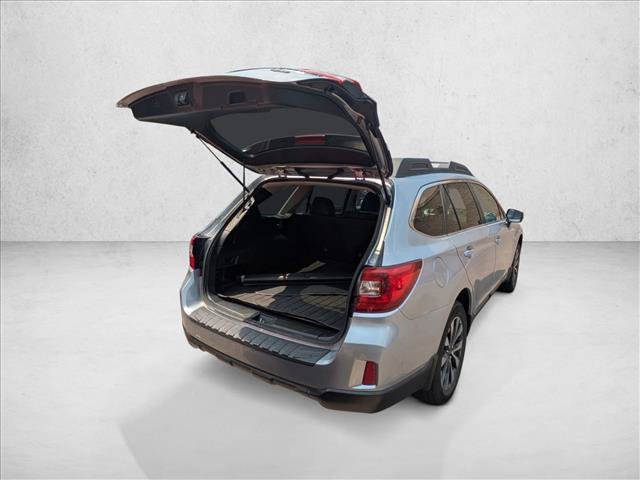 Used 2017 Subaru Outback 2.5i Limited AWD/4WD image 21