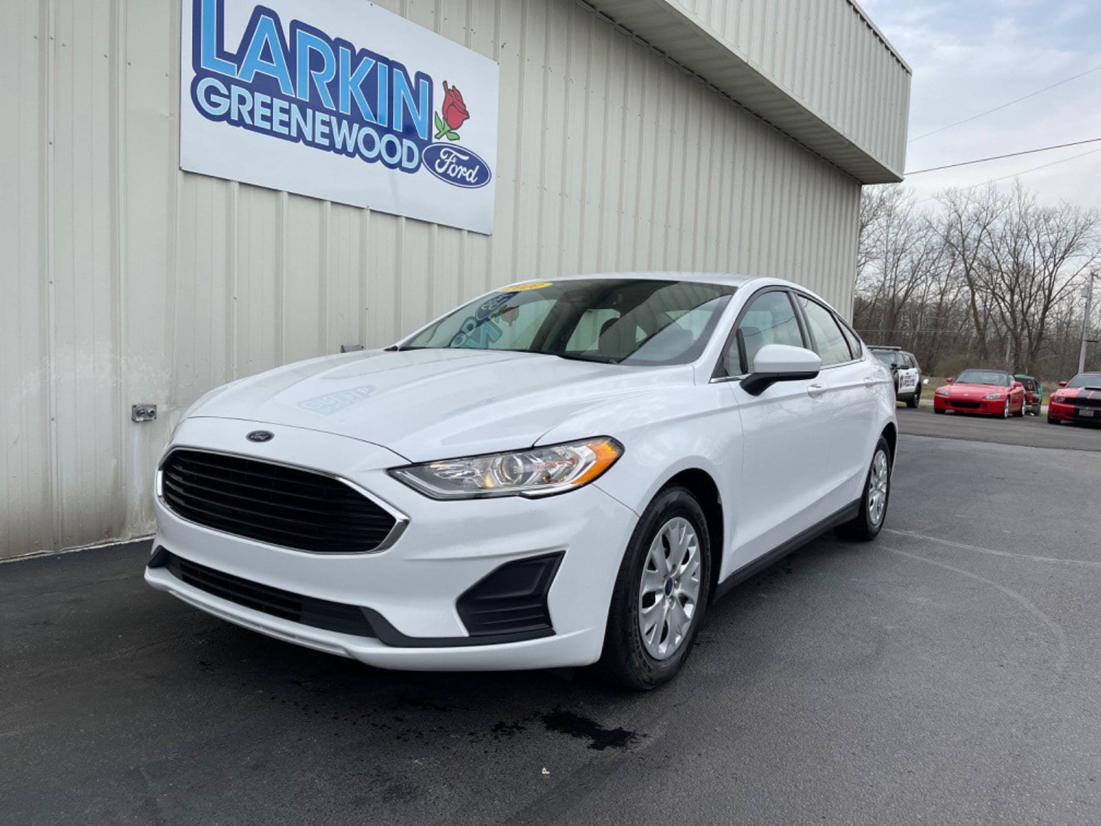 Used 2020 Ford Fusion S FWD image 2