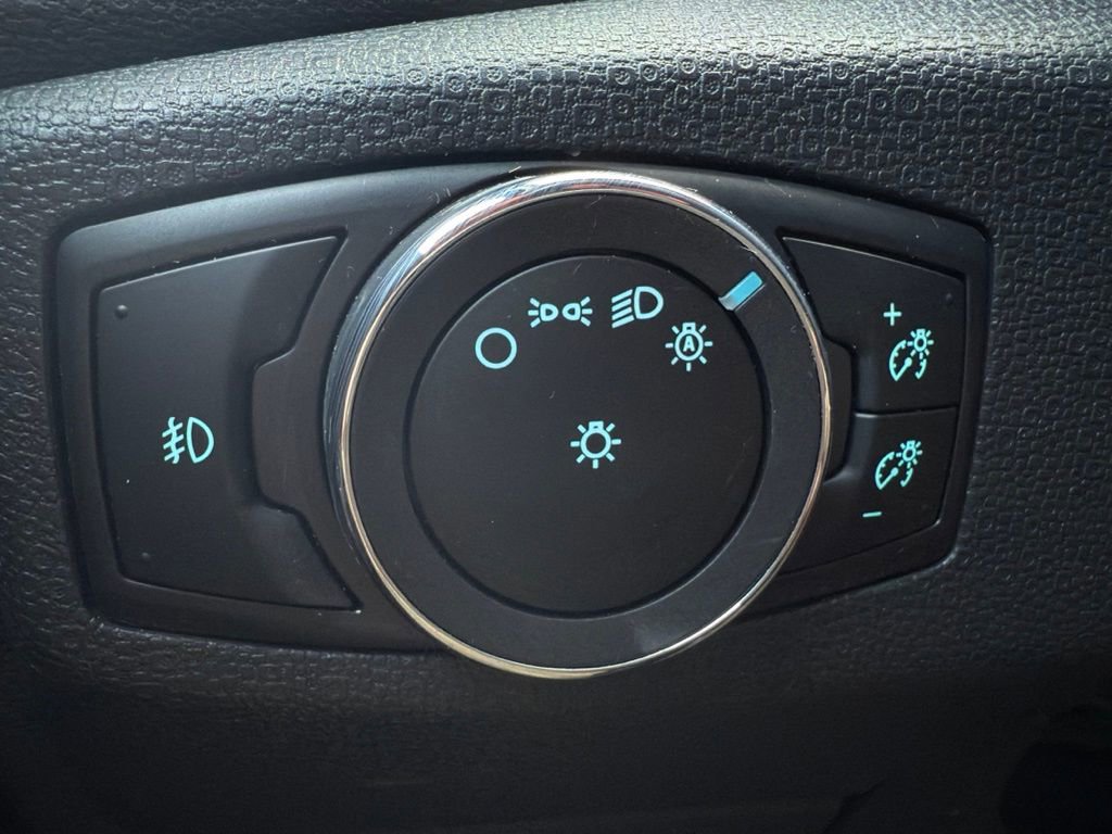 Used 2020 Ford EcoSport SES image 21