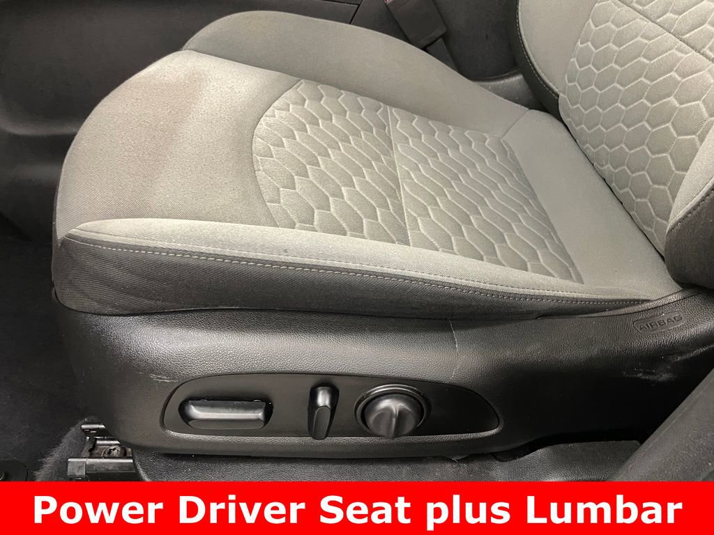 Certified 2021 Chevrolet Equinox LS w/ LS Convenience Package FWD image 8