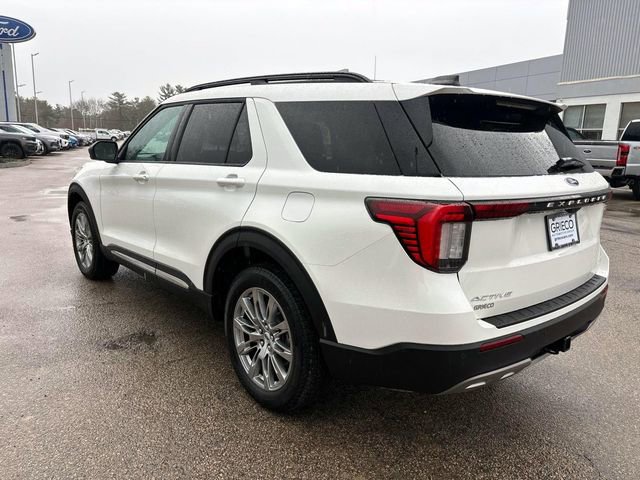 Used 2025 Ford Explorer Active w/ Active Comfort Package image 5