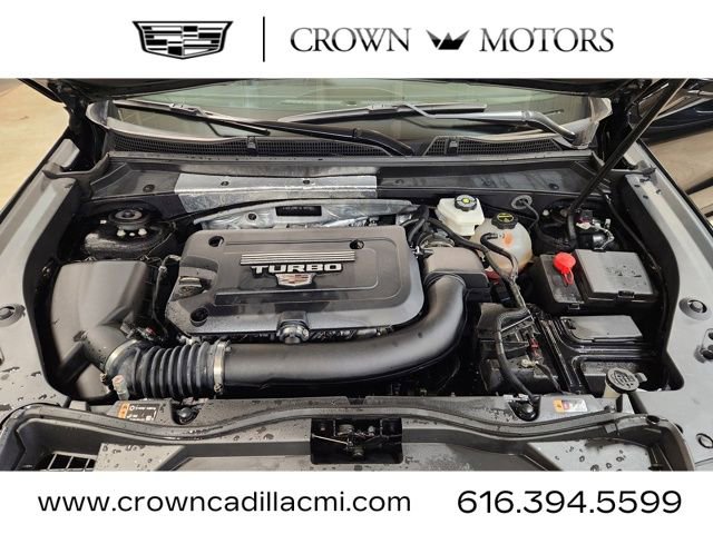 Certified 2025 Cadillac XT4 Premium Luxury image 7