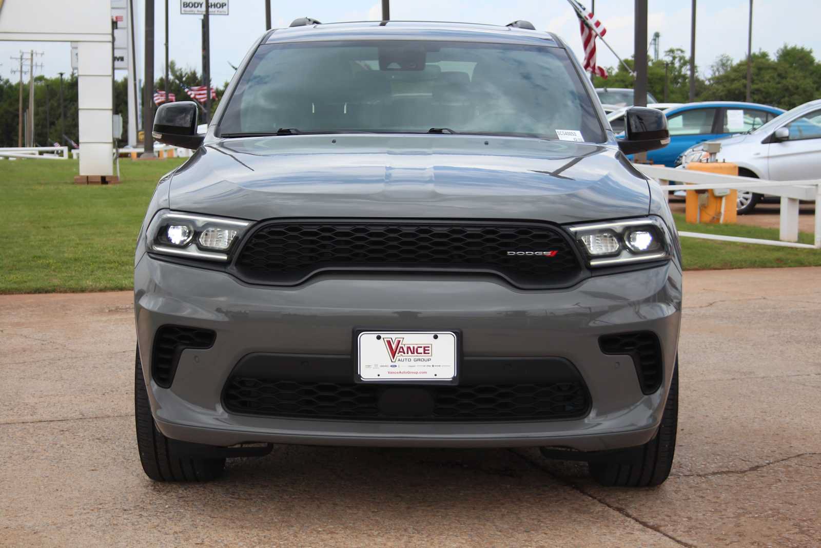 Used 2025 Dodge Durango GT AWD/4WD image 3
