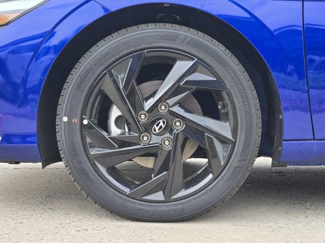 Certified 2026 Hyundai Elantra Sport FWD image 11