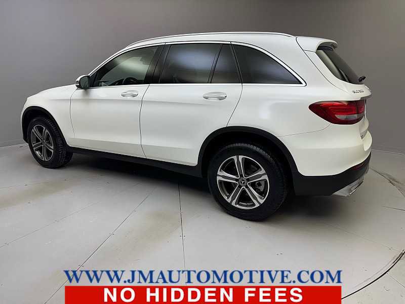 Used 2019 Mercedes-Benz GLC 300 4MATIC image 3