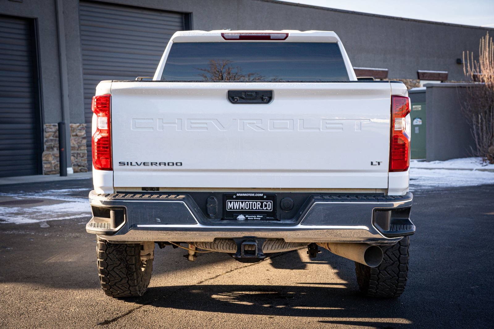 Used 2024 Chevrolet Silverado 2500 LT image 8