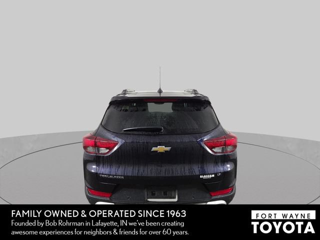 Used 2021 Chevrolet TrailBlazer LT w/ Convenience Package FWD image 8