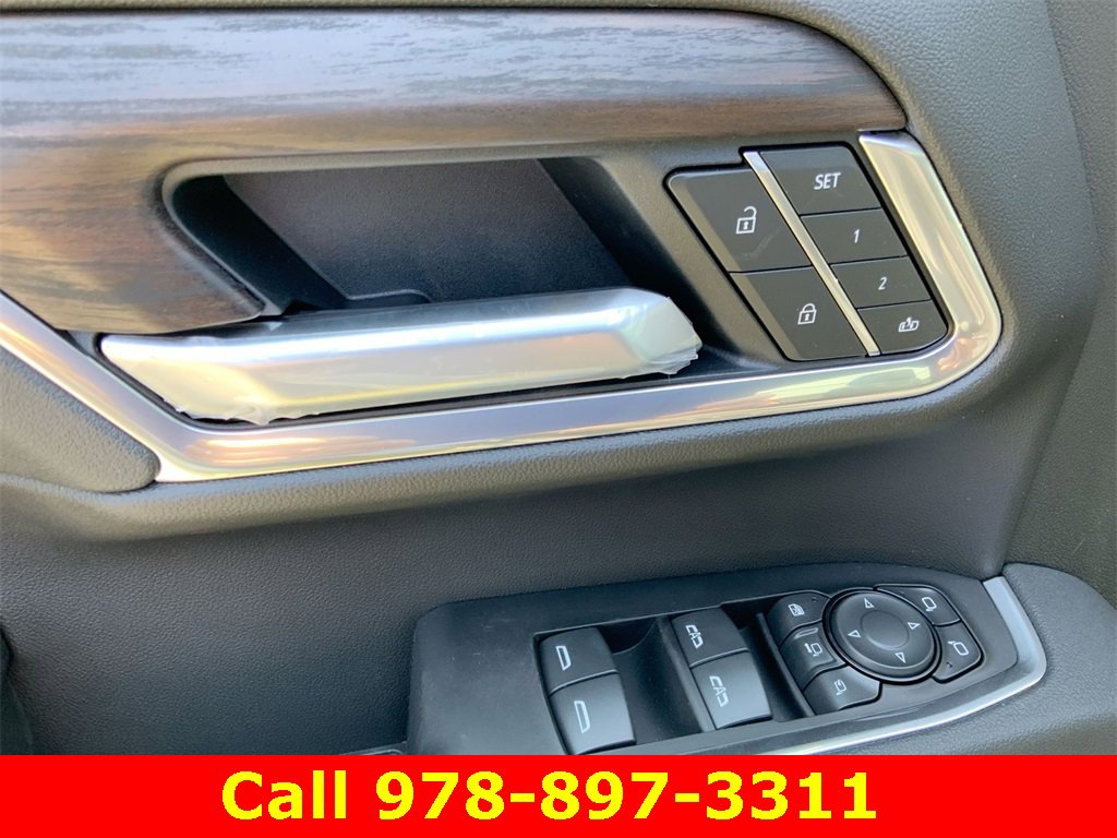 New 2025 GMC Sierra 2500 SLT w/ SLT Premium Package image 24