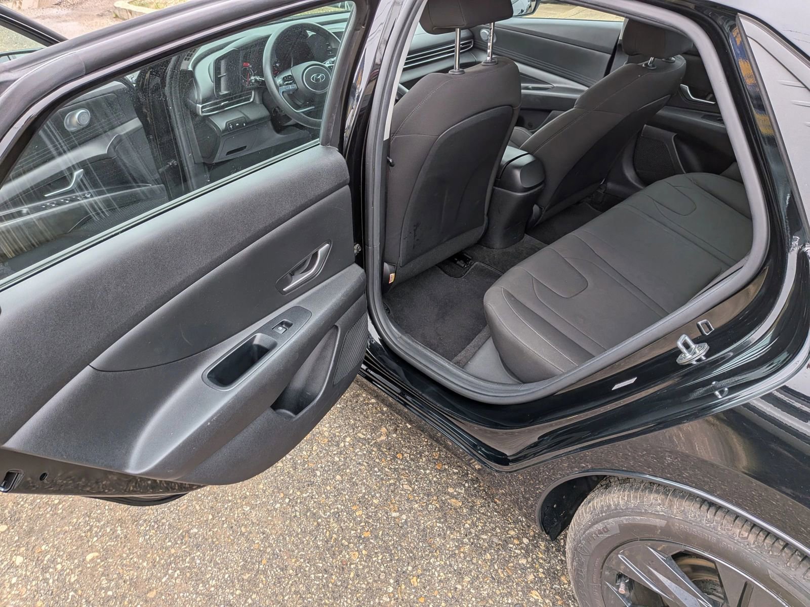 Used 2021 Hyundai Elantra SEL image 21