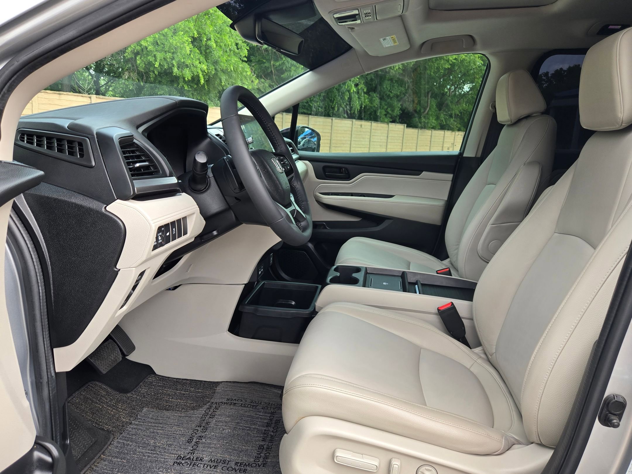 Certified 2025 Honda Odyssey EX-L image 9