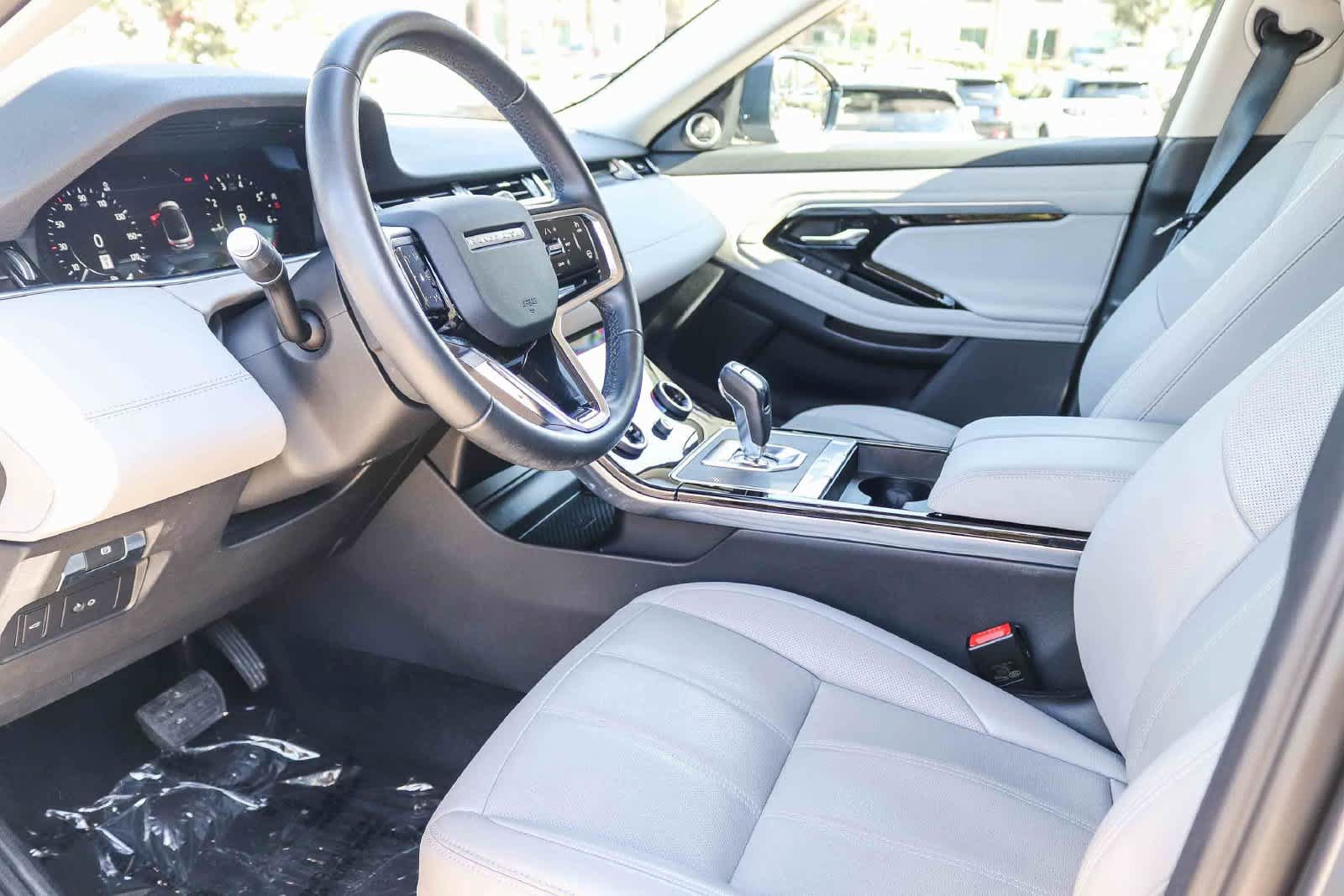Used 2021 Land Rover Range Rover Evoque SE AWD/4WD image 18