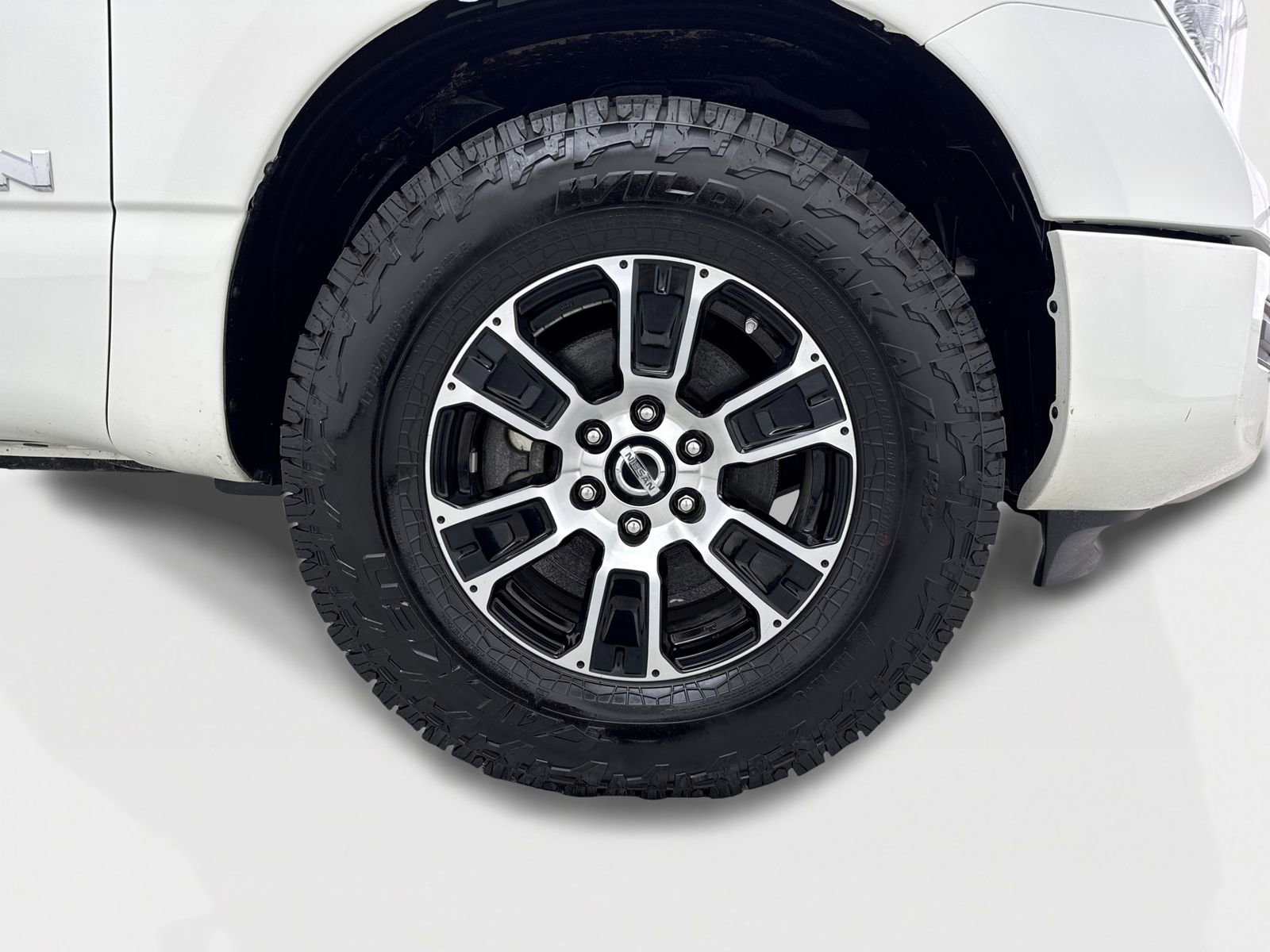 Used 2022 Nissan Titan SV AWD/4WD image 48