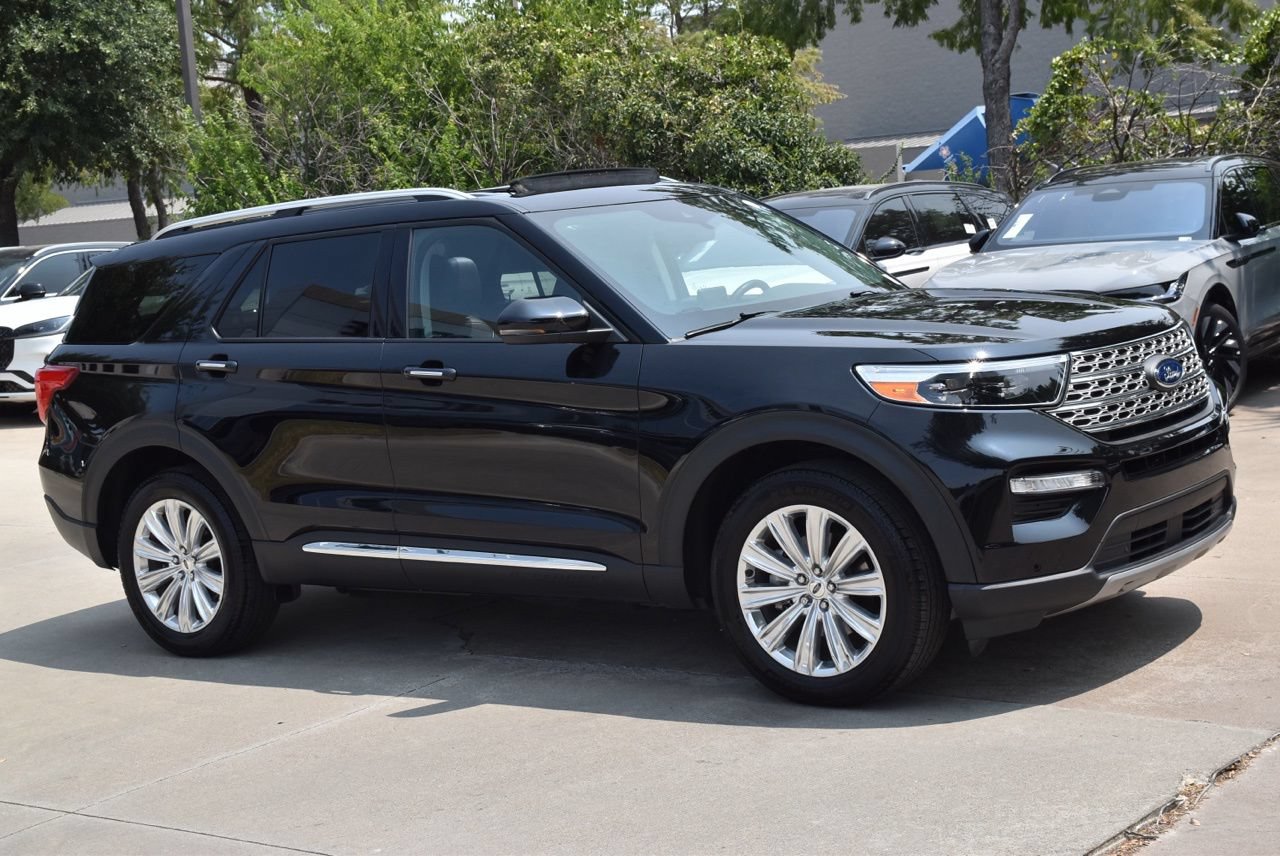 Certified 2024 Ford Explorer Limited w/ Limited Technology Package AWD/4WD image 5