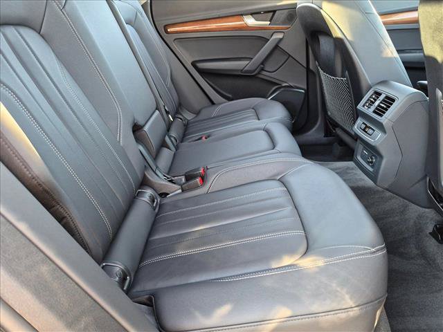 Certified 2023 Audi Q5 2.0T Premium w/ Convenience Package AWD/4WD image 17