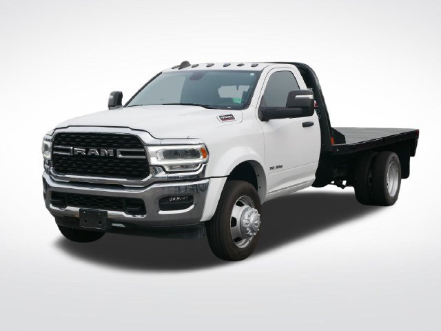 Used 2023 RAM 4500 4x4 Regular Cab DRW image 3