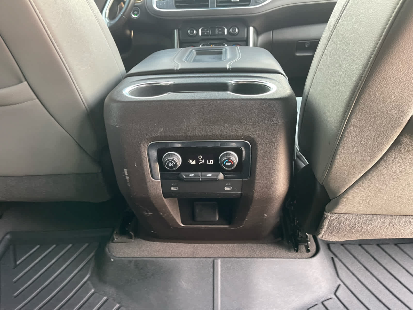 Used 2021 Chevrolet Tahoe Z71 AWD/4WD image 25