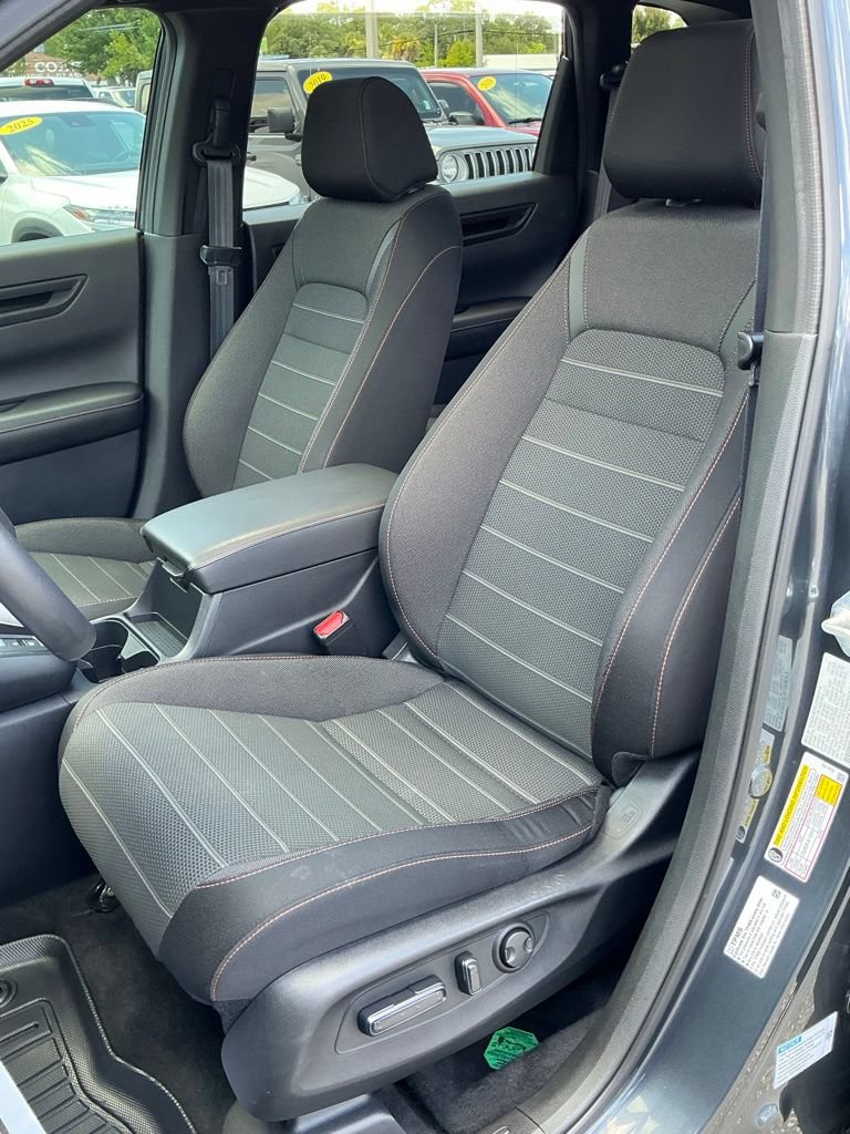 Certified 2025 Honda CR-V Sport image 34