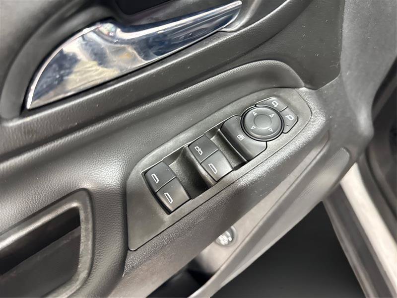 Used 2021 Chevrolet Equinox LT AWD/4WD image 30