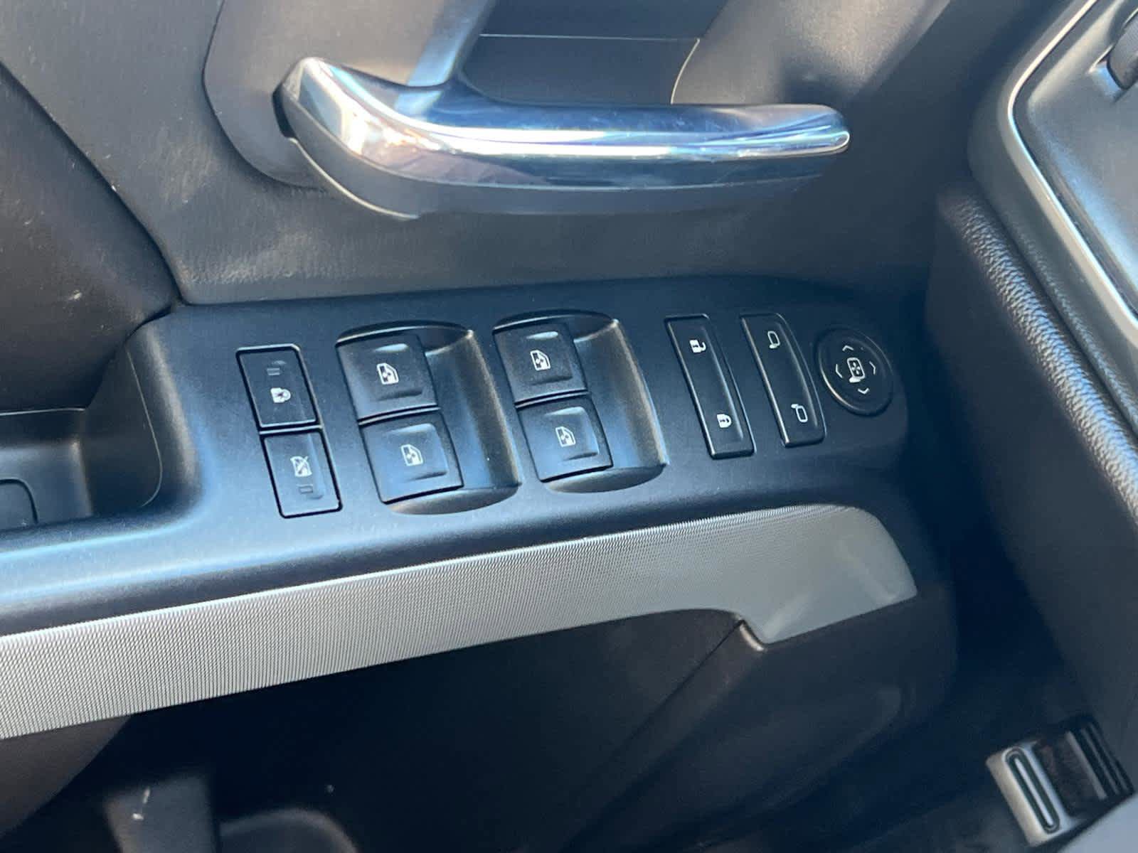 Used 2017 Chevrolet Silverado 1500 LT w/ Midnight Edition AWD/4WD image 21