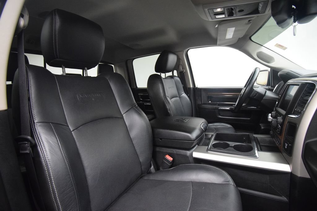 Used 2014 RAM 1500 Laramie w/ Convenience Group AWD/4WD image 13