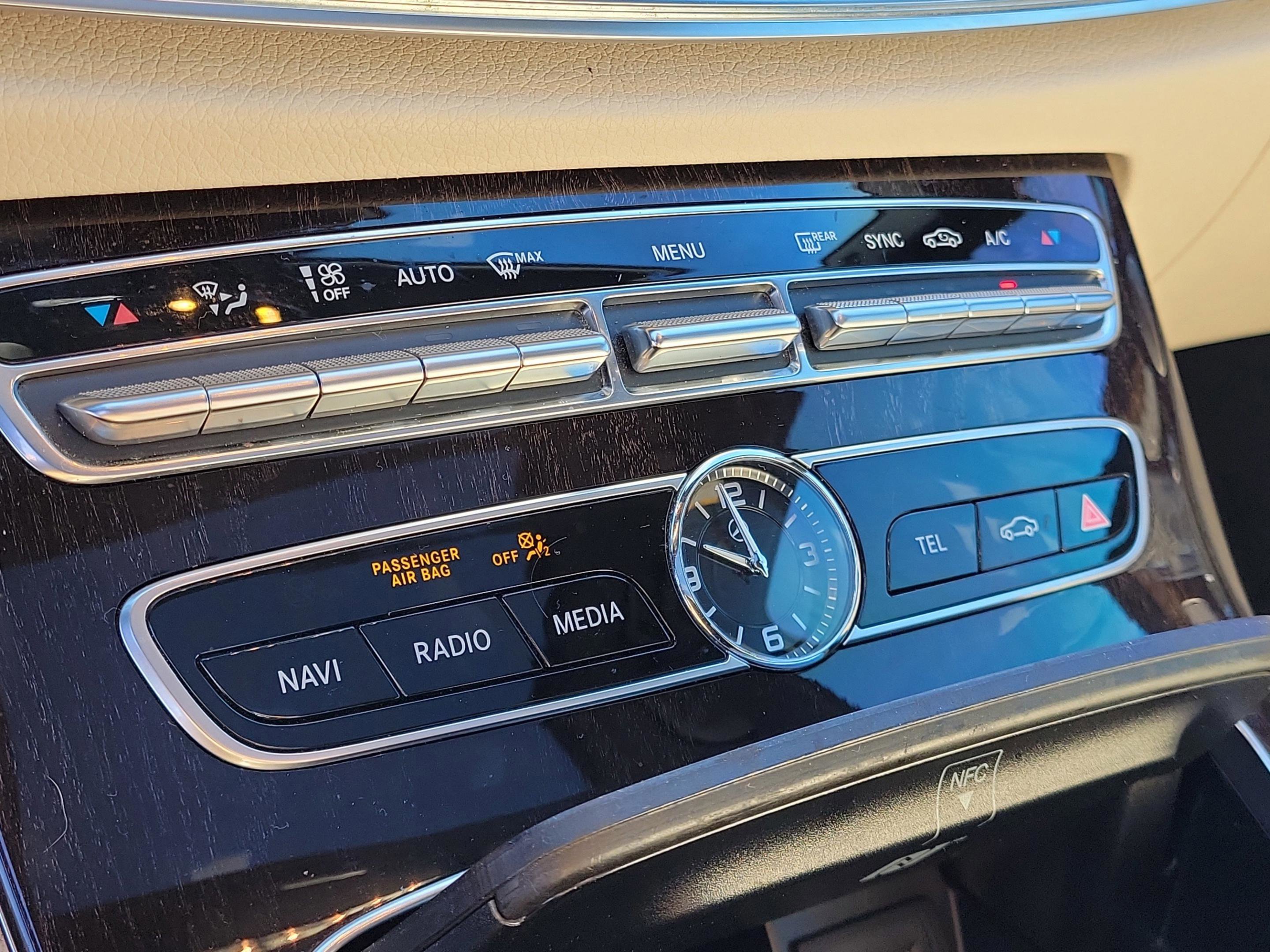 Used 2020 Mercedes-Benz E 350 Sedan image 30