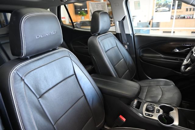 Used 2018 GMC Terrain Denali w/ Advanced Safety Package AWD/4WD image 8