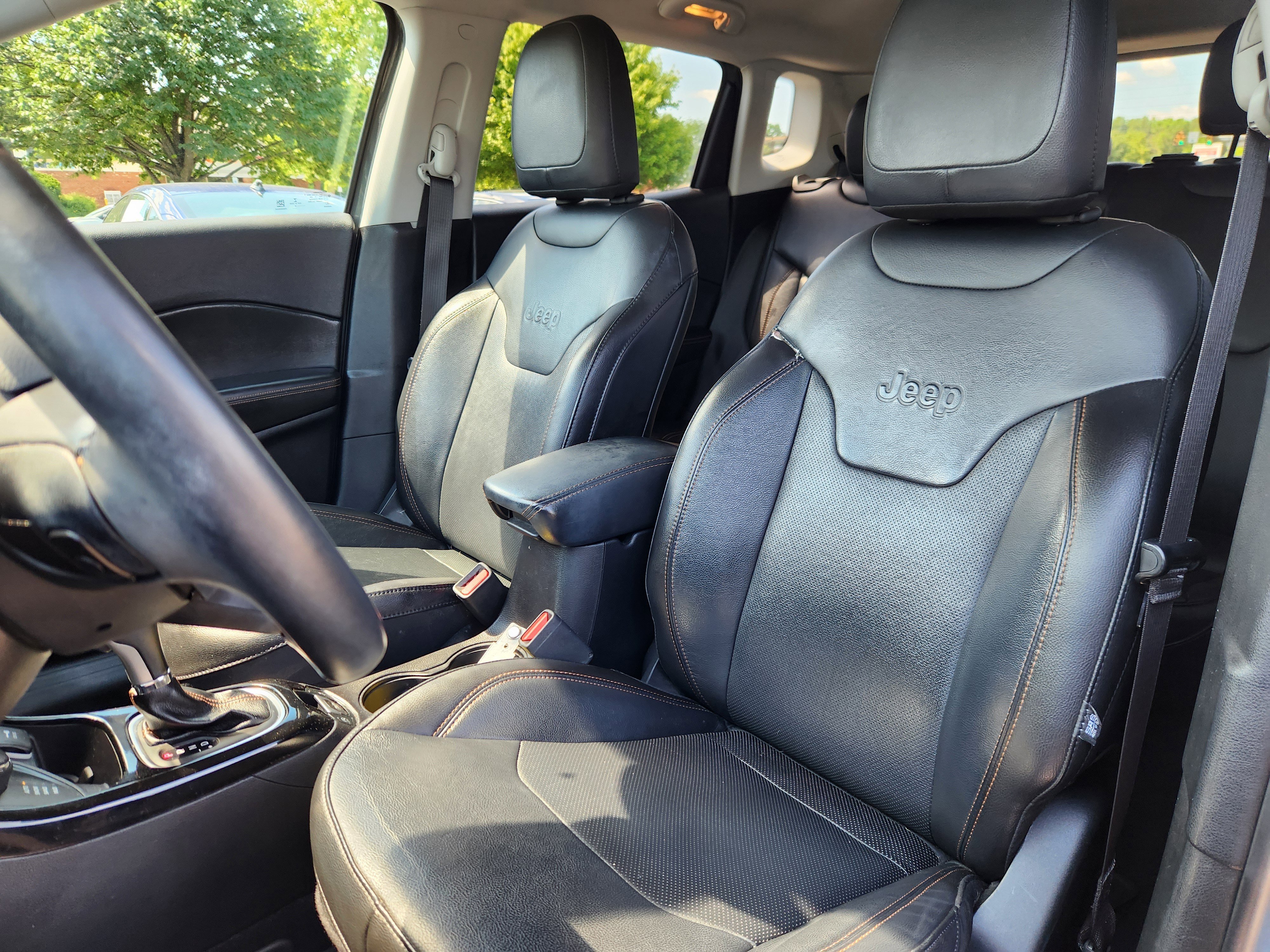 Used 2019 Jeep Compass Limited AWD/4WD image 7