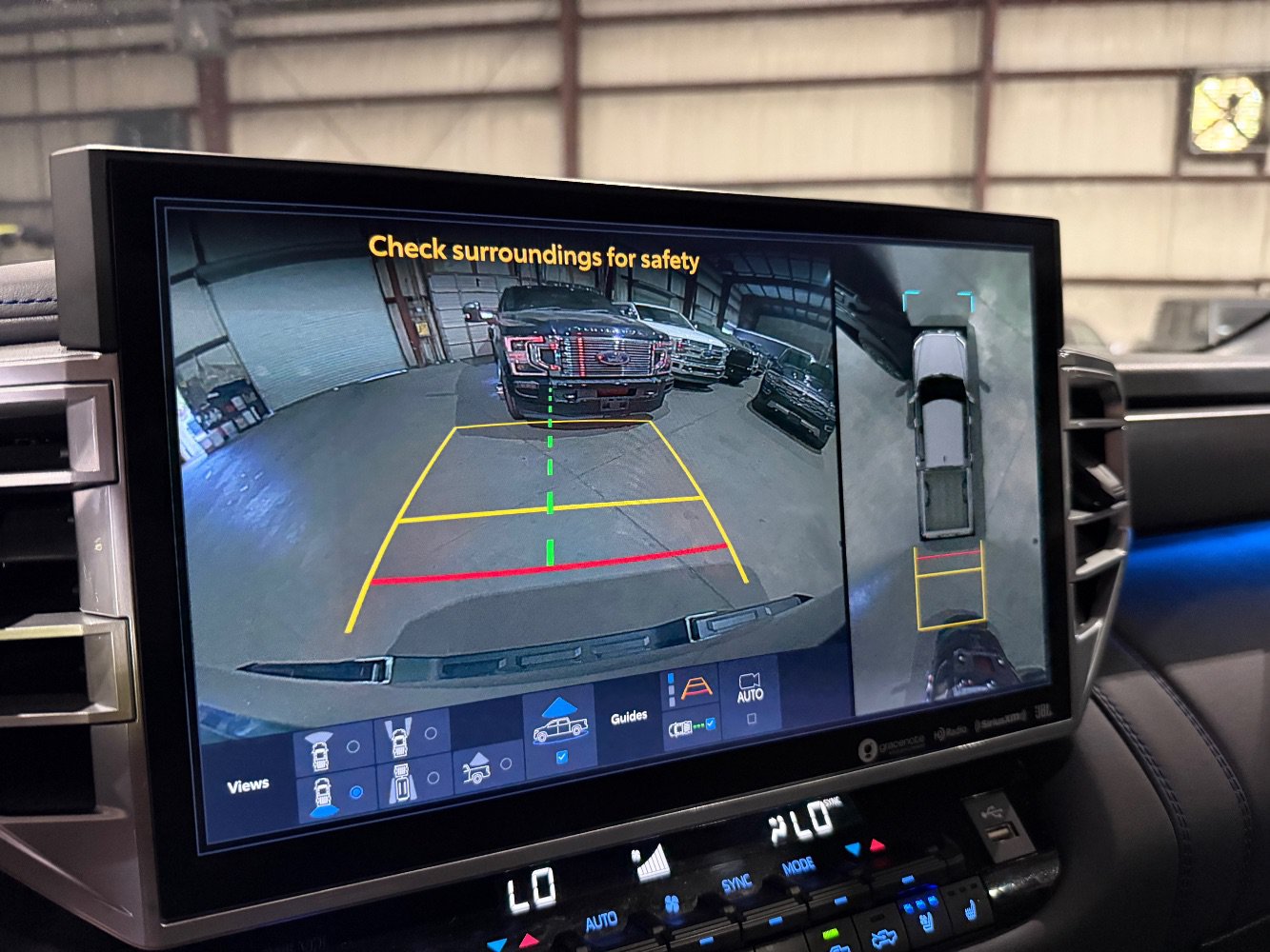 Used 2023 Toyota Tundra Platinum AWD/4WD image 35
